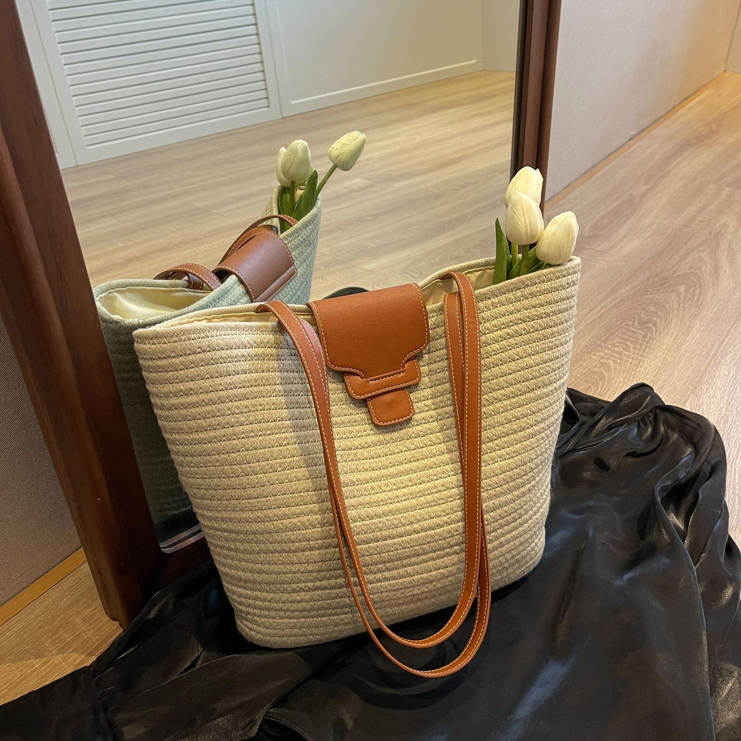 Women's Large Capacity Versatile Shoulder Bag