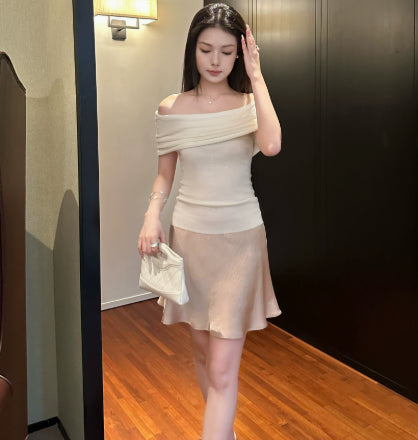 Oblique Cut Satin Crepe Skirt  Acetate