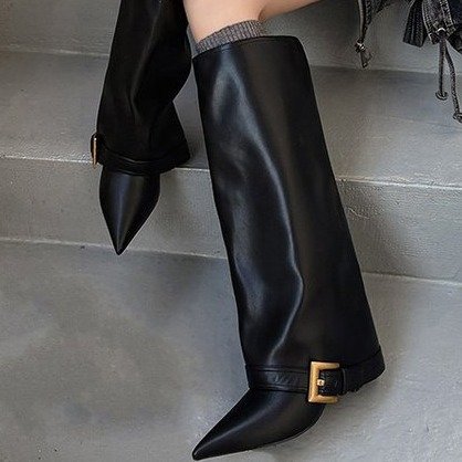 New Fallwinter Cream-white Slimming High-heeled Boot With A Tapered Leg