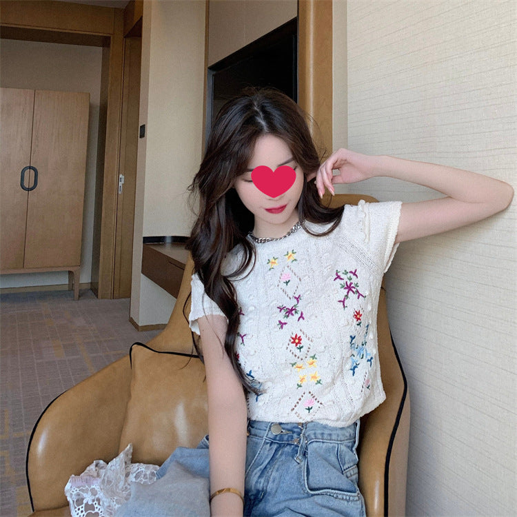 Designer-inspired Niche Slim-fit Short TopInstagram-worthy Trend