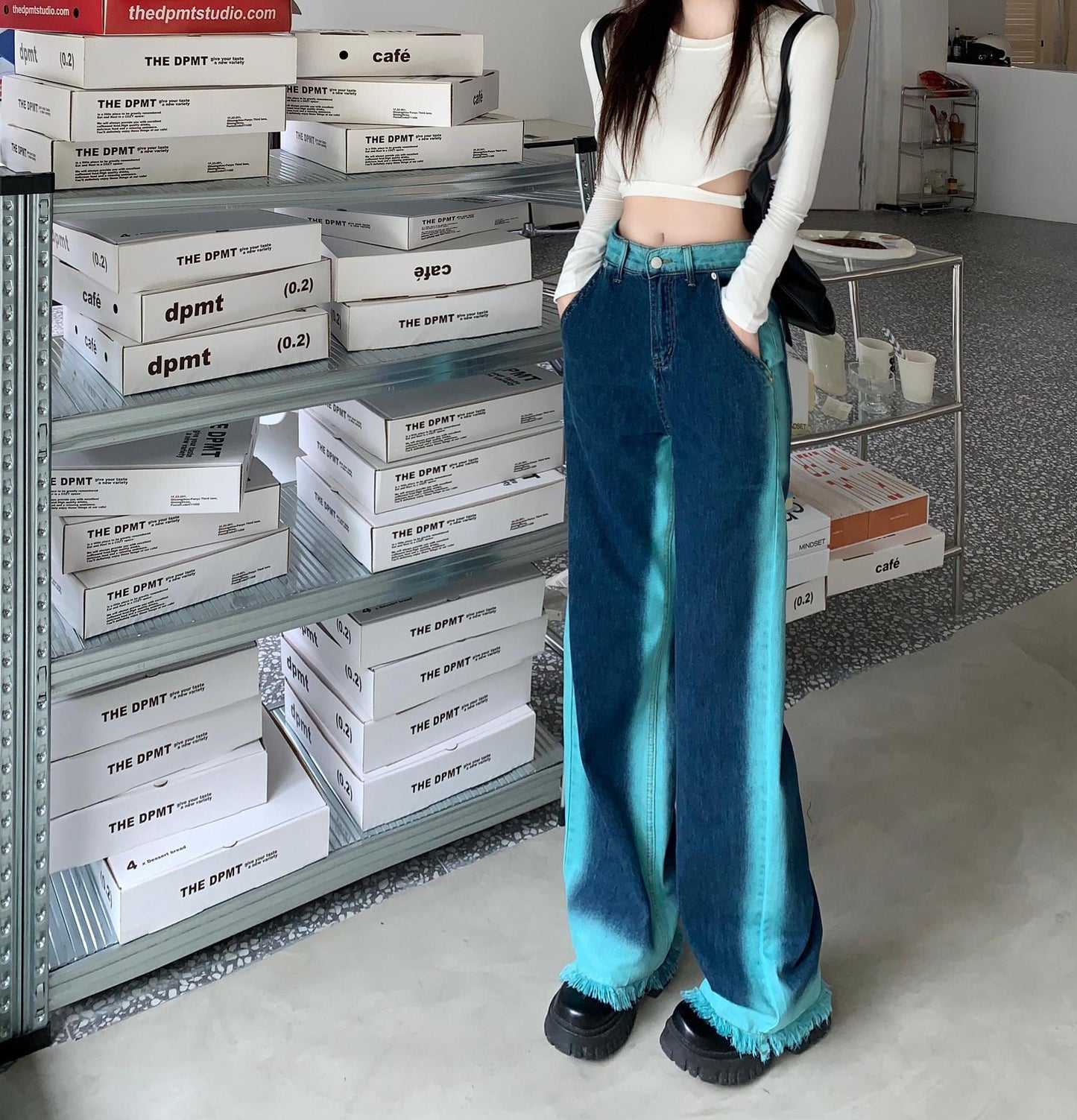 Street Color Jeans With Wide Legs And Raw Hem