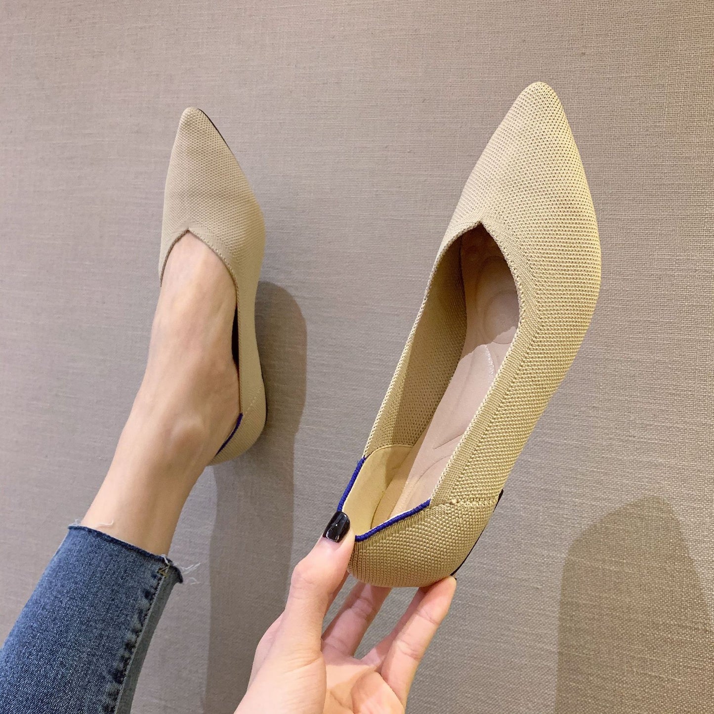 Shallow Mouth Flying Knit Shoes Pointed Toe Flat Knit Egg Roll