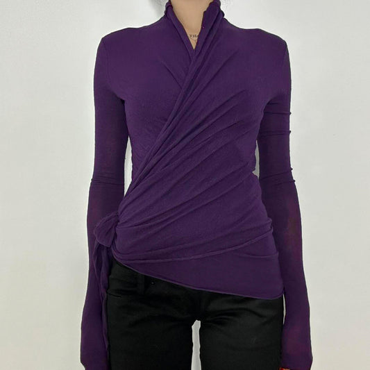 Stylish And Minimalist Long Sleeve Top For Women