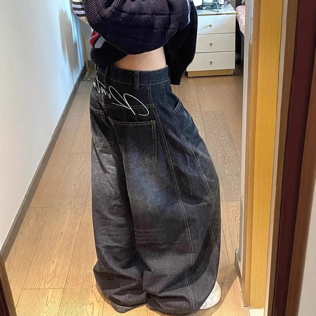 Alsidige retro-denimjeans til kvinder i amerikansk stil med vasket og slidt look