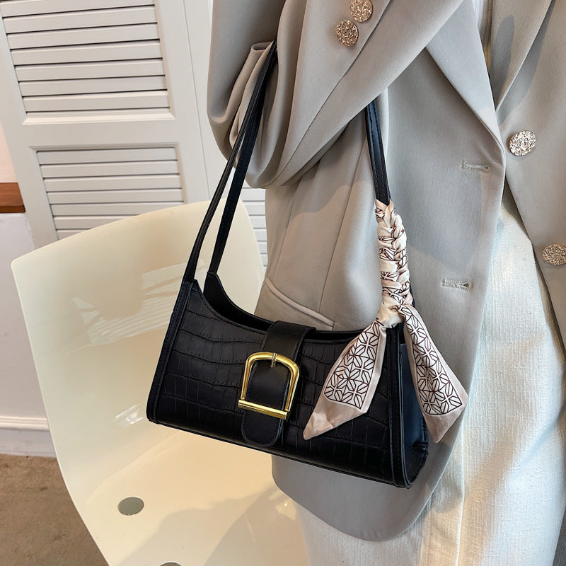 High Sense Special-interest Design Spring Alsidig Mode En Skulder Underarm Baguette Taske