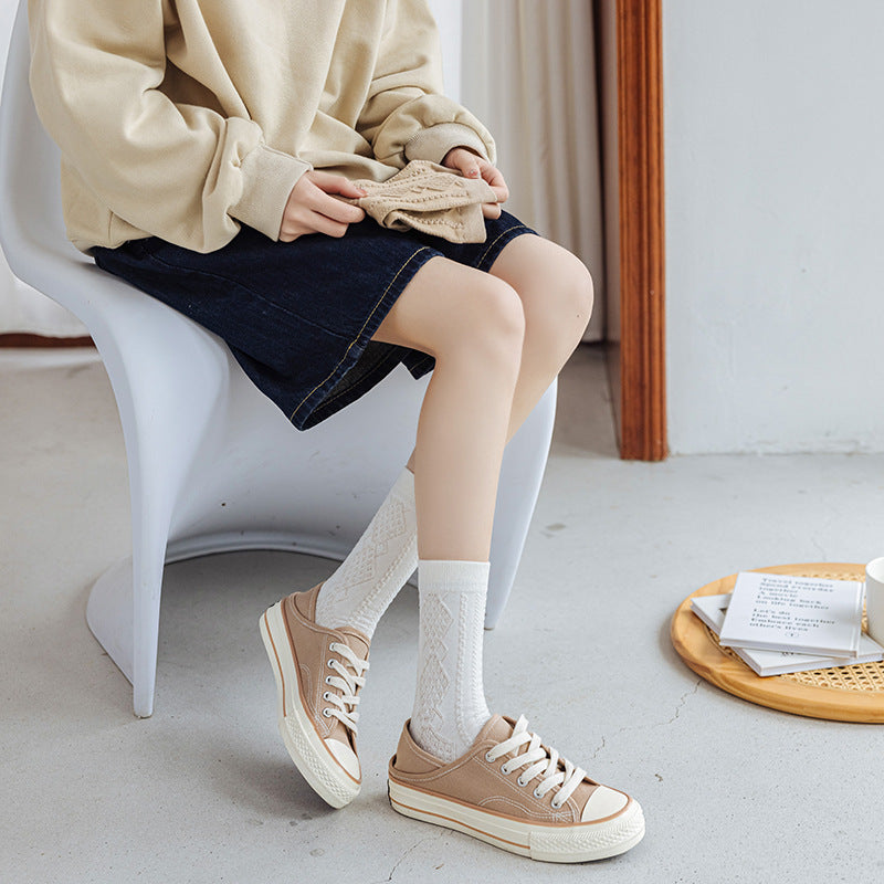 Women's Mid-calf Vintage Solid Colour Stacked Socks
