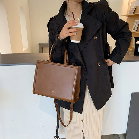 Women's High-grade Retro Handbag Fashion Commuter Tote All-match Messenger Bag