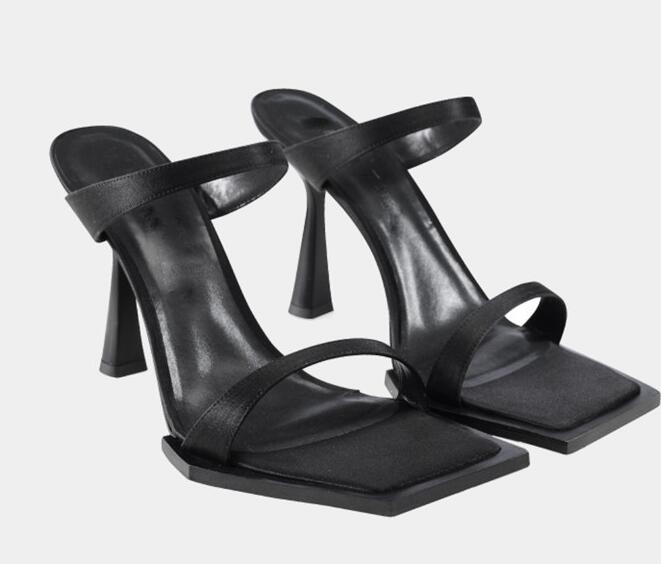 Fashion Women's Square Toe Chain Sandals