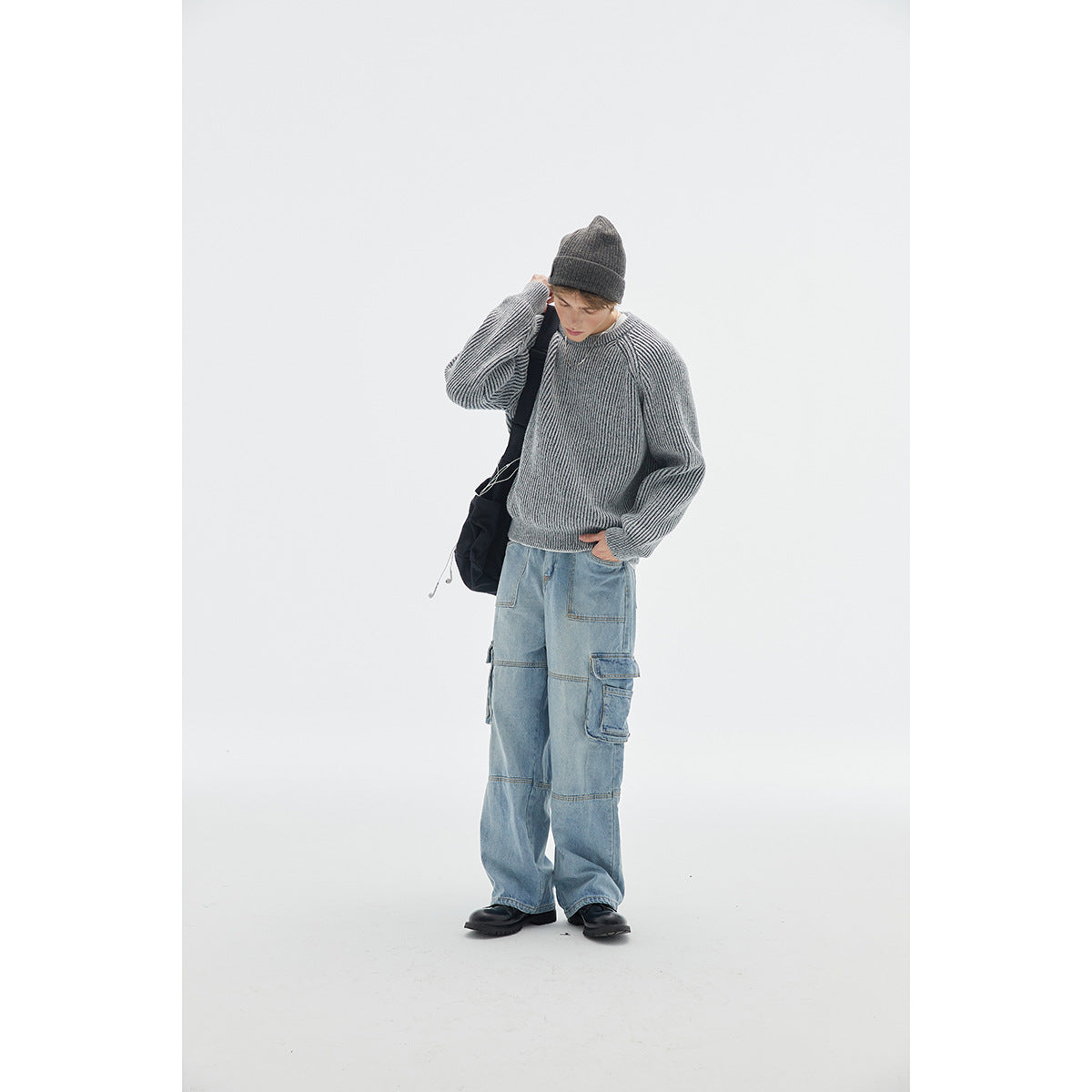 Retro Brocade Sweater Men's Round Neck Sweater