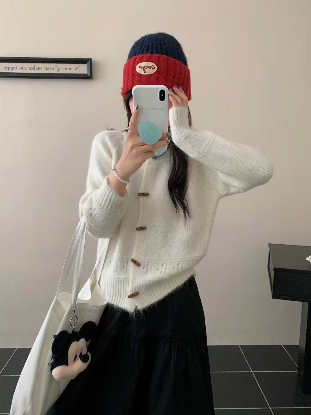 Atmosphere Horn Button Solid Color Soft Glutinous Knitted Cardigan