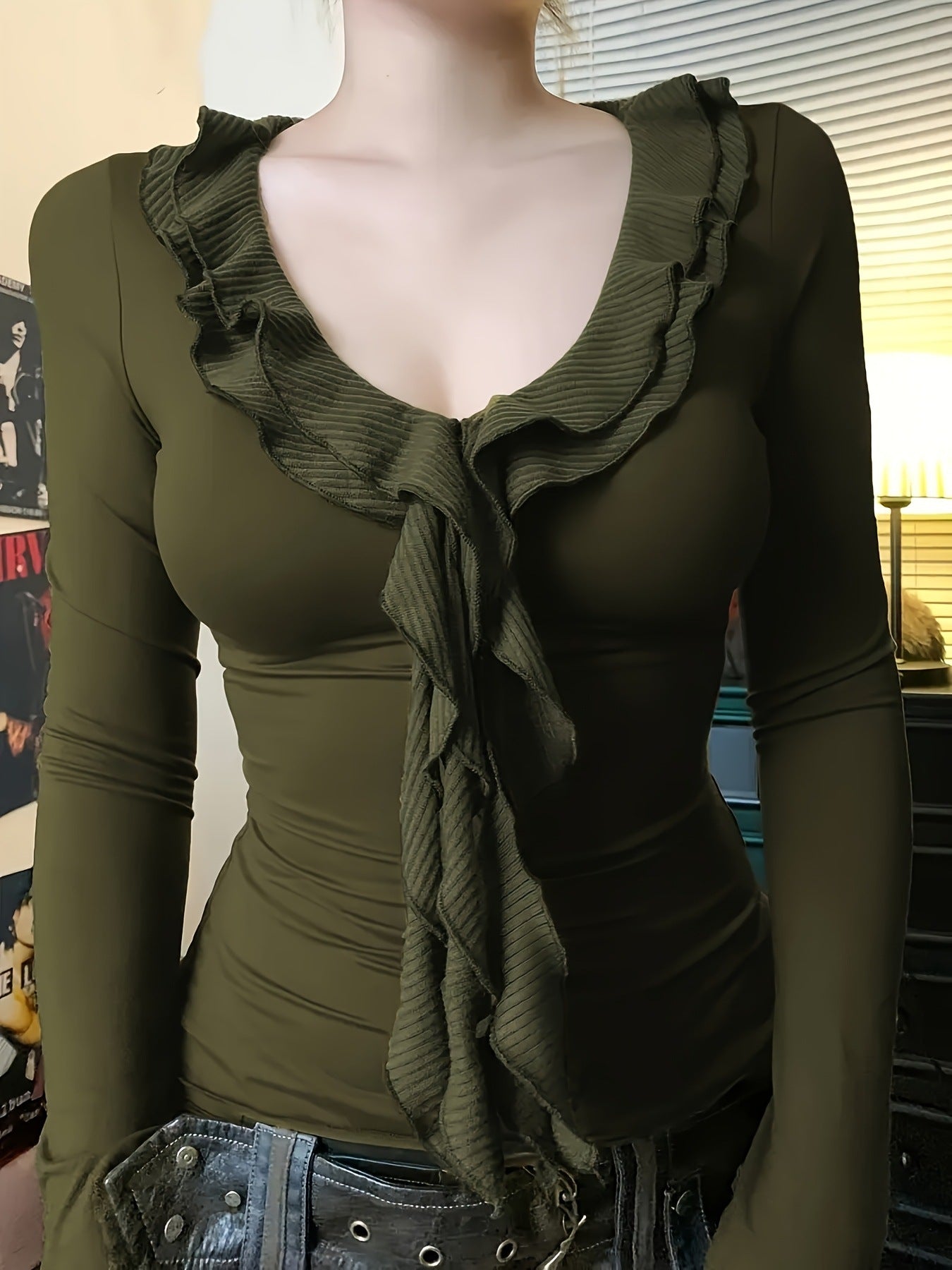 Women's Vintage Ruffled Tight Long-sleeved Sweater