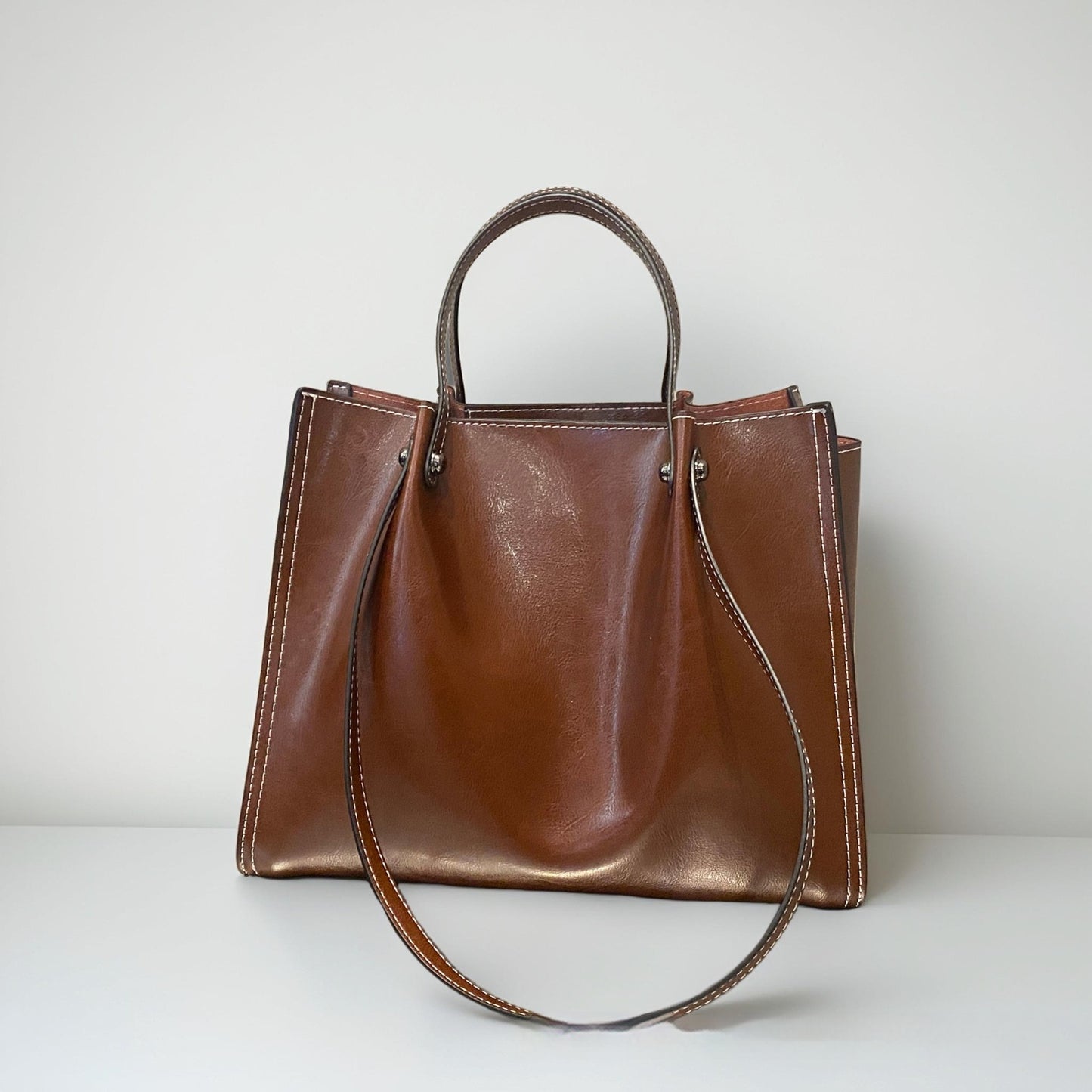 Creative Handbag Cowhide Shoulder Commuter Bag