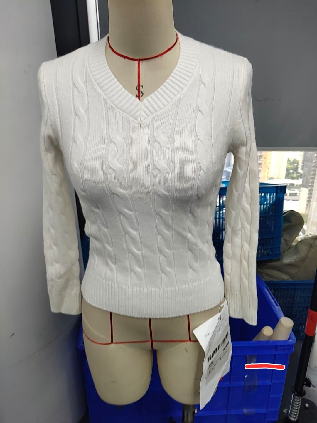 V-neck Cable-knit Sweater Versatile Long-sleeve Knit Top