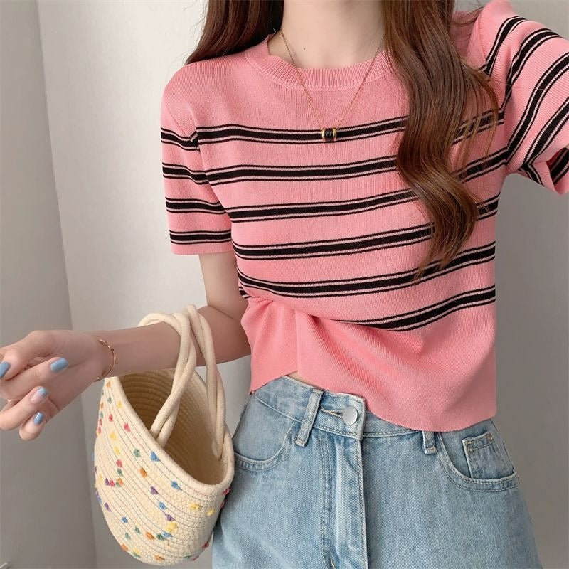 Figure-flattering Slimming French-style Short-sleeve Top