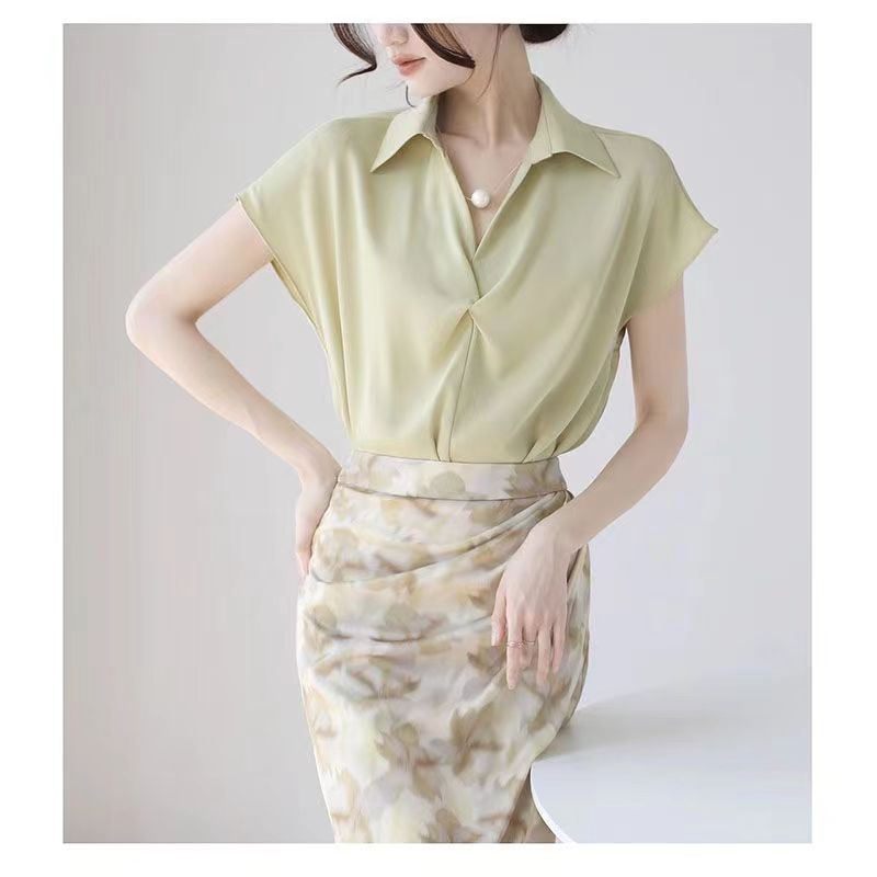 Women's Versatile Short-sleeved Top