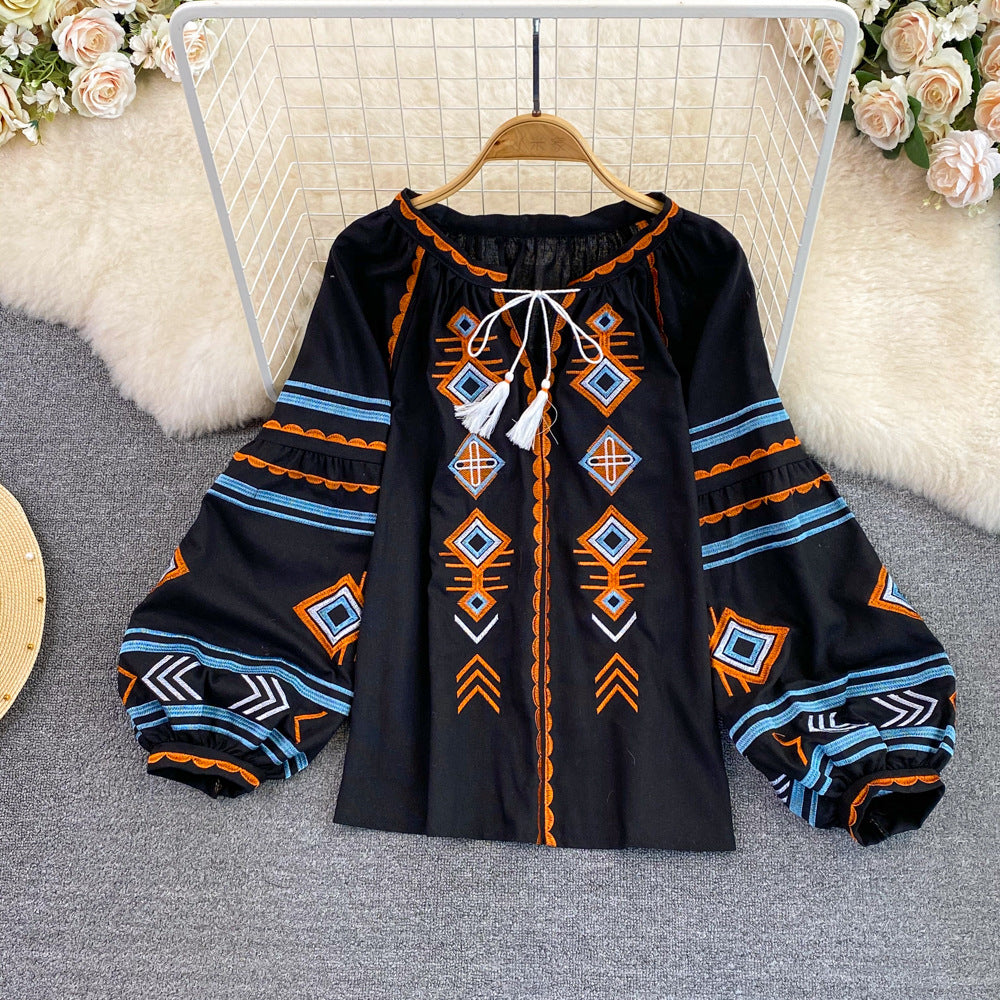 Embroidery Slimming Lantern Sleeve Doll Top