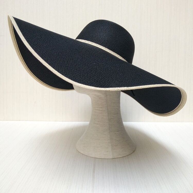 New Women's Hand-woven Straw Hat