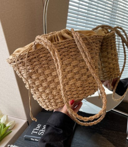 Large Capacity Women's One Shoulder Braided Bucket Bag