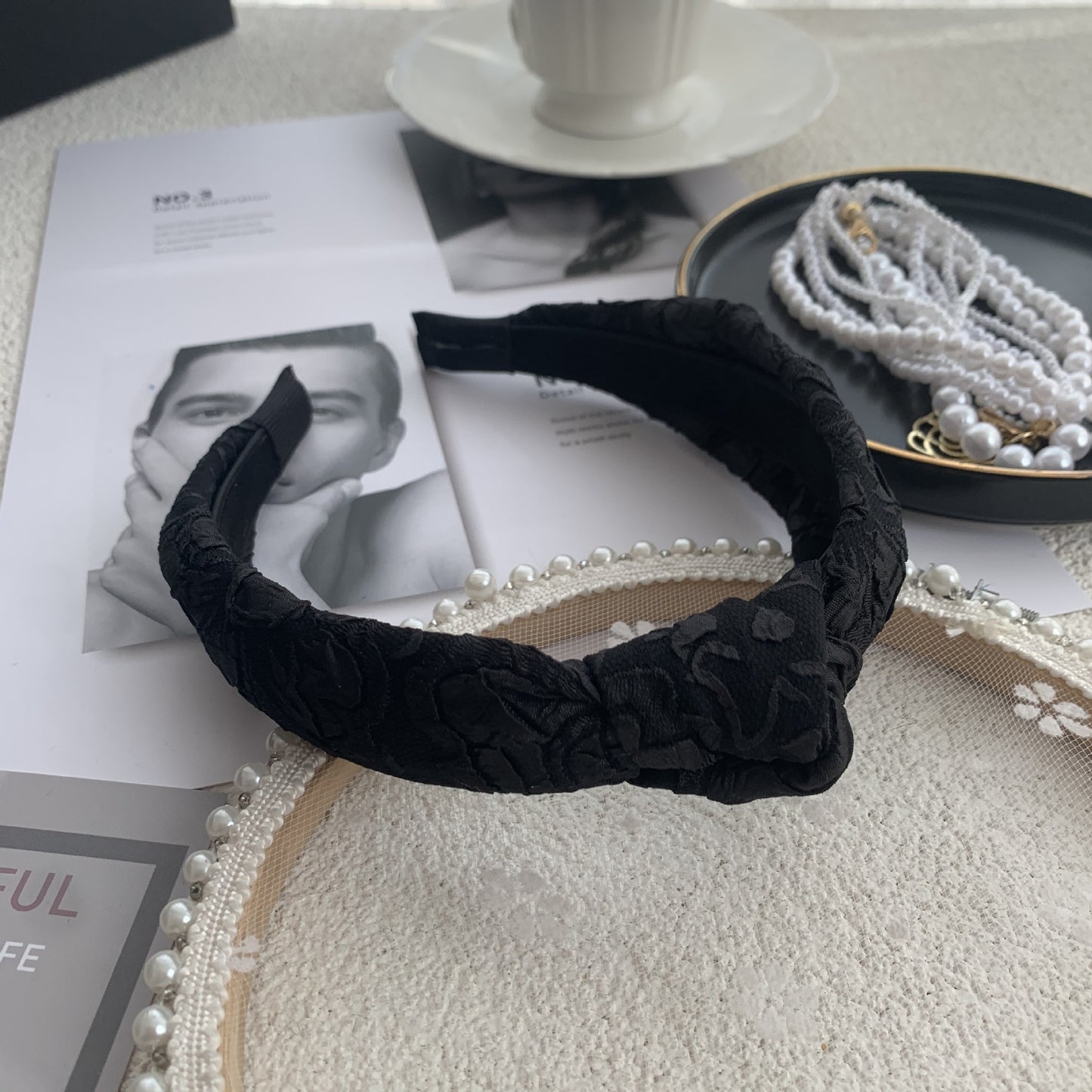 Exaggerated Wooden Ear Headdress Black Hair Hoop