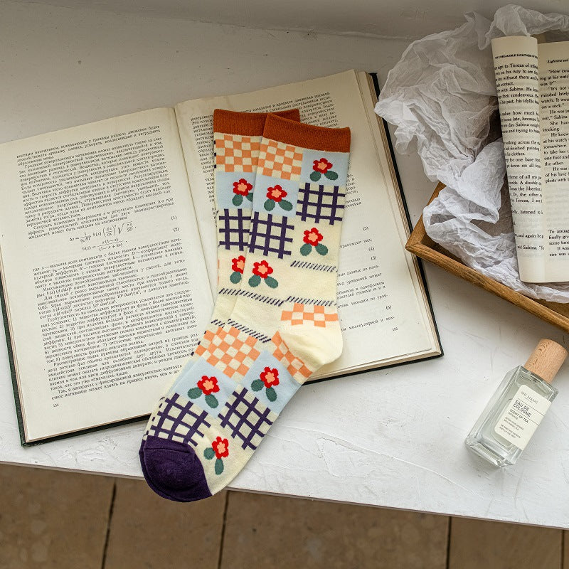 Female Ins Trend Retro Tube Socks College Style