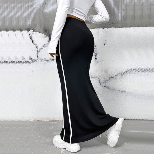 Female Elegant Contrasting Color Design Half Skirt