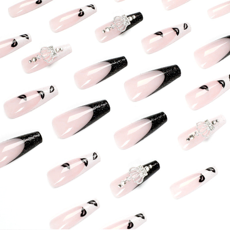 Black And White Lip Print Crown Nail Sticker
