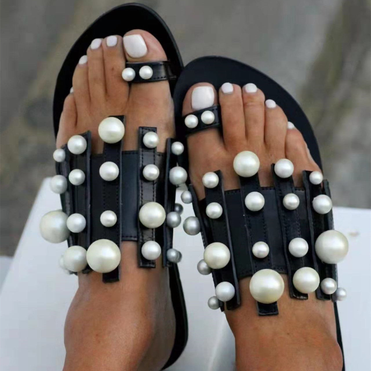 Ladies Flat Toe Pearl Beach Slippers