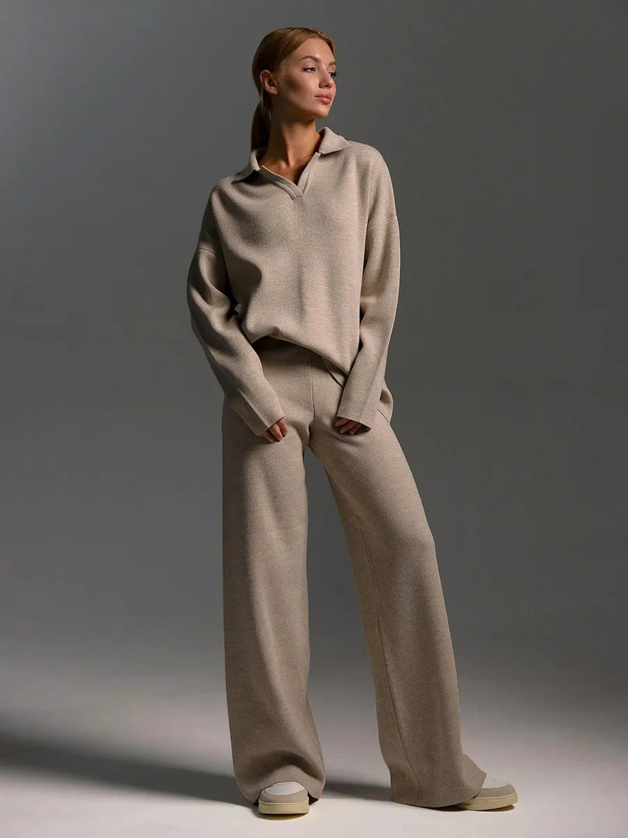 Relaxed, Chic Urban Commute-style Wide-leg Pants Set With A Casual Sweatshirt