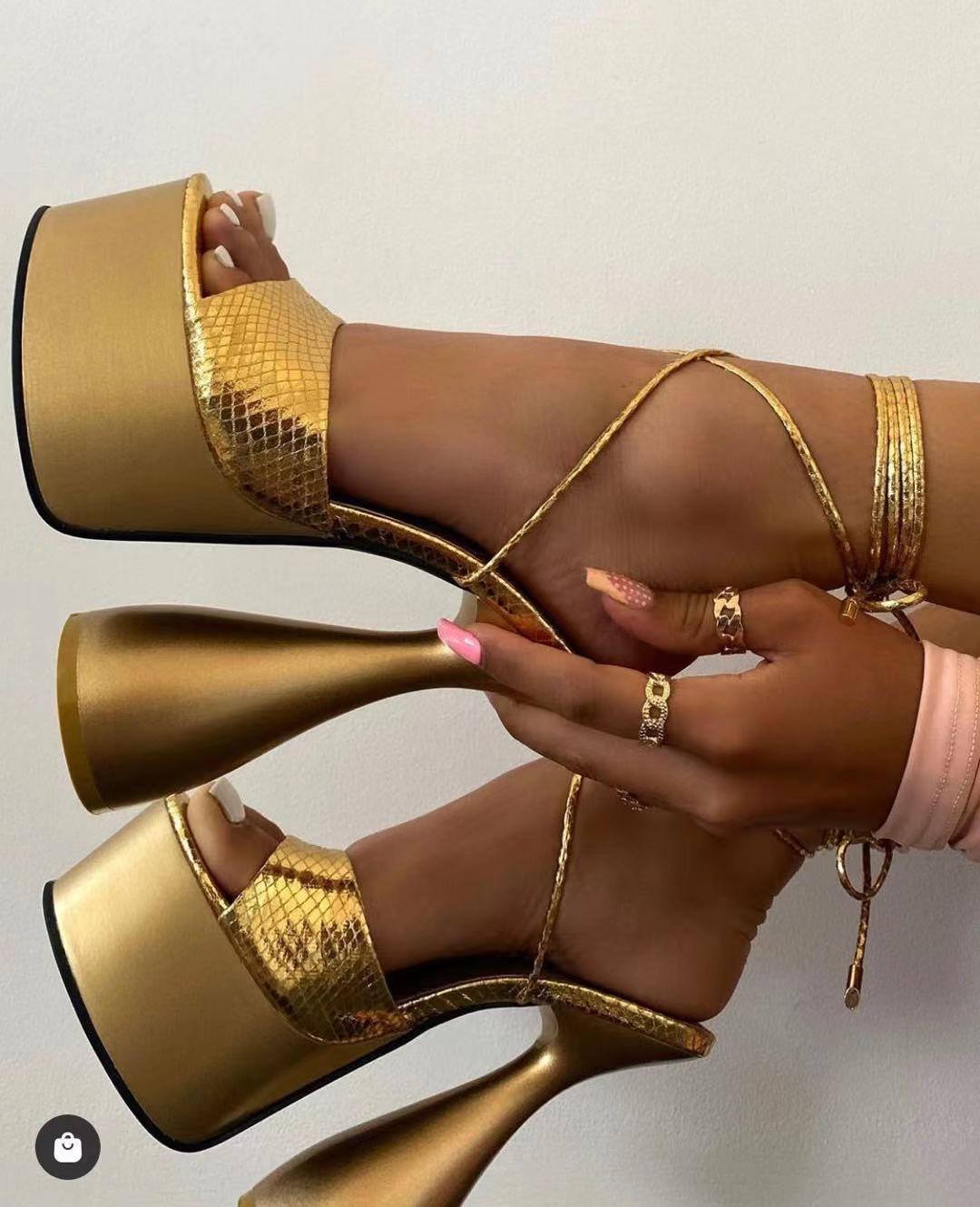 Fashionable High-heeled Women's Sandals