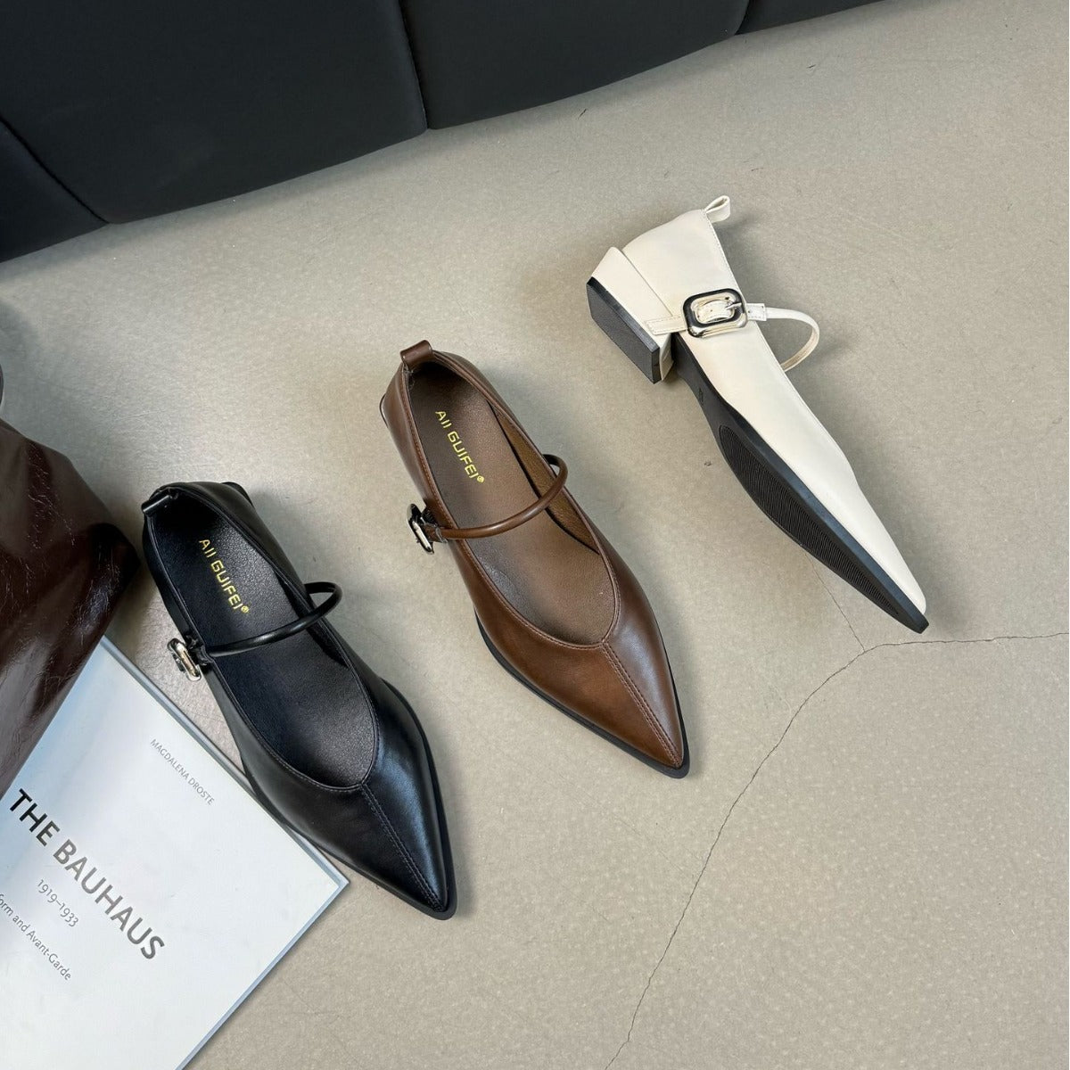 Womens Chunky-Heeled French-Style Retro Pointed-Toe Brown Mary Jane Shoes