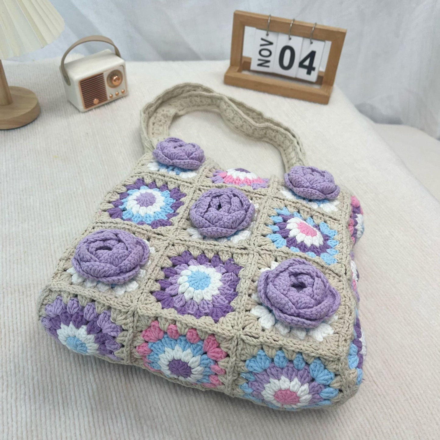 New Wool Crocheted Creative Hand Weaving Three-dimensional Flower Shoulder Bag