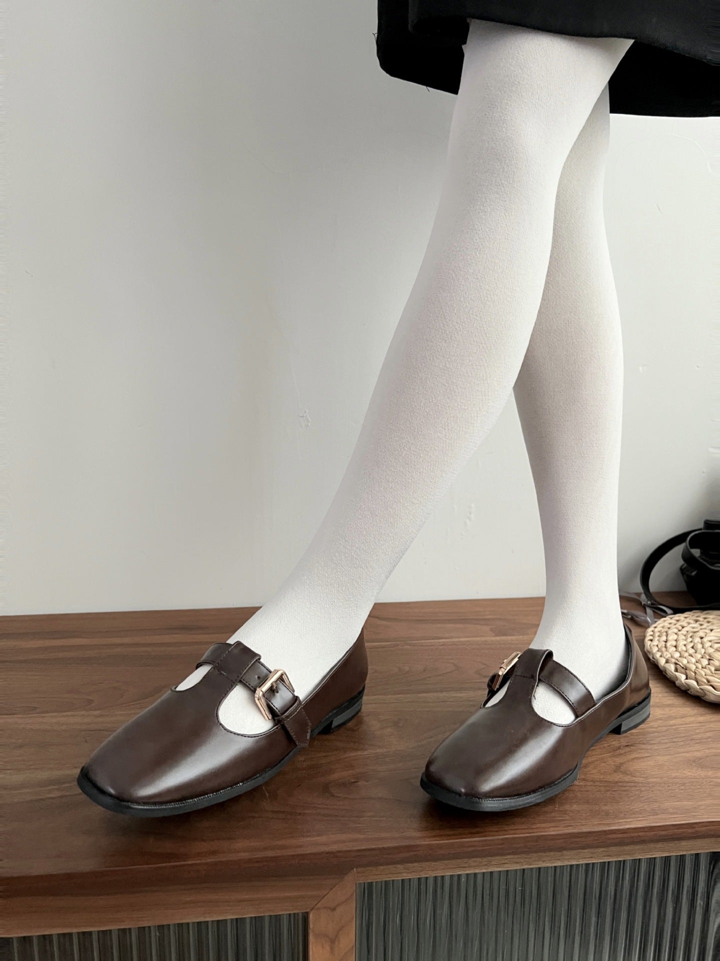 Japanese-style Retro Dark Floral Autumn Slimming White Tights