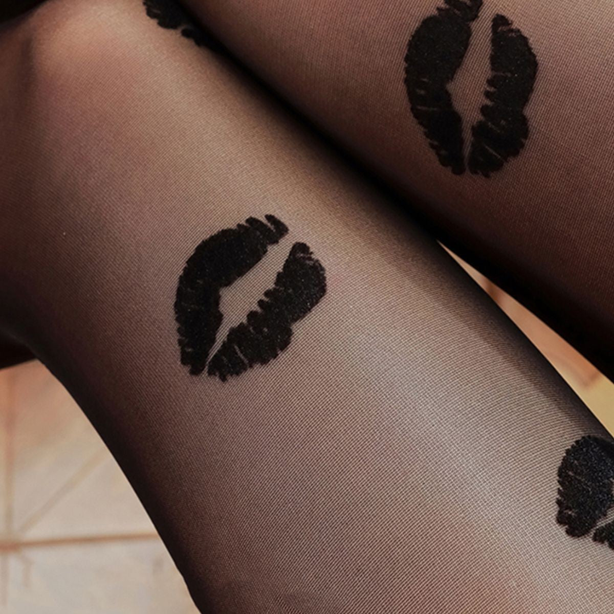 Women's European And American Style Big Lips Flocking Stockings