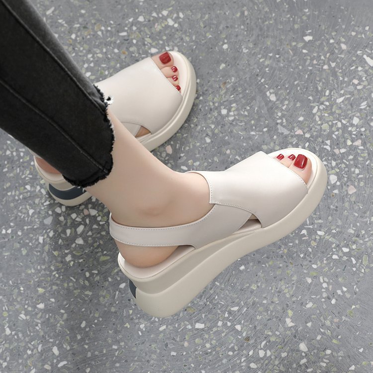 Buckle High Heel Soft Leather Soft Sole Platform Fish Mouth Sandals