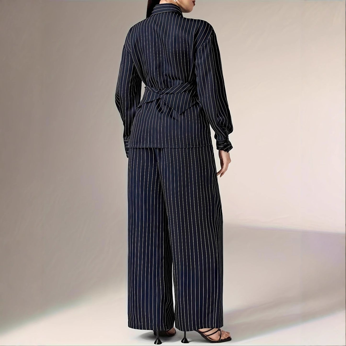 Women's Waist-cinching Retro Two-piece Set