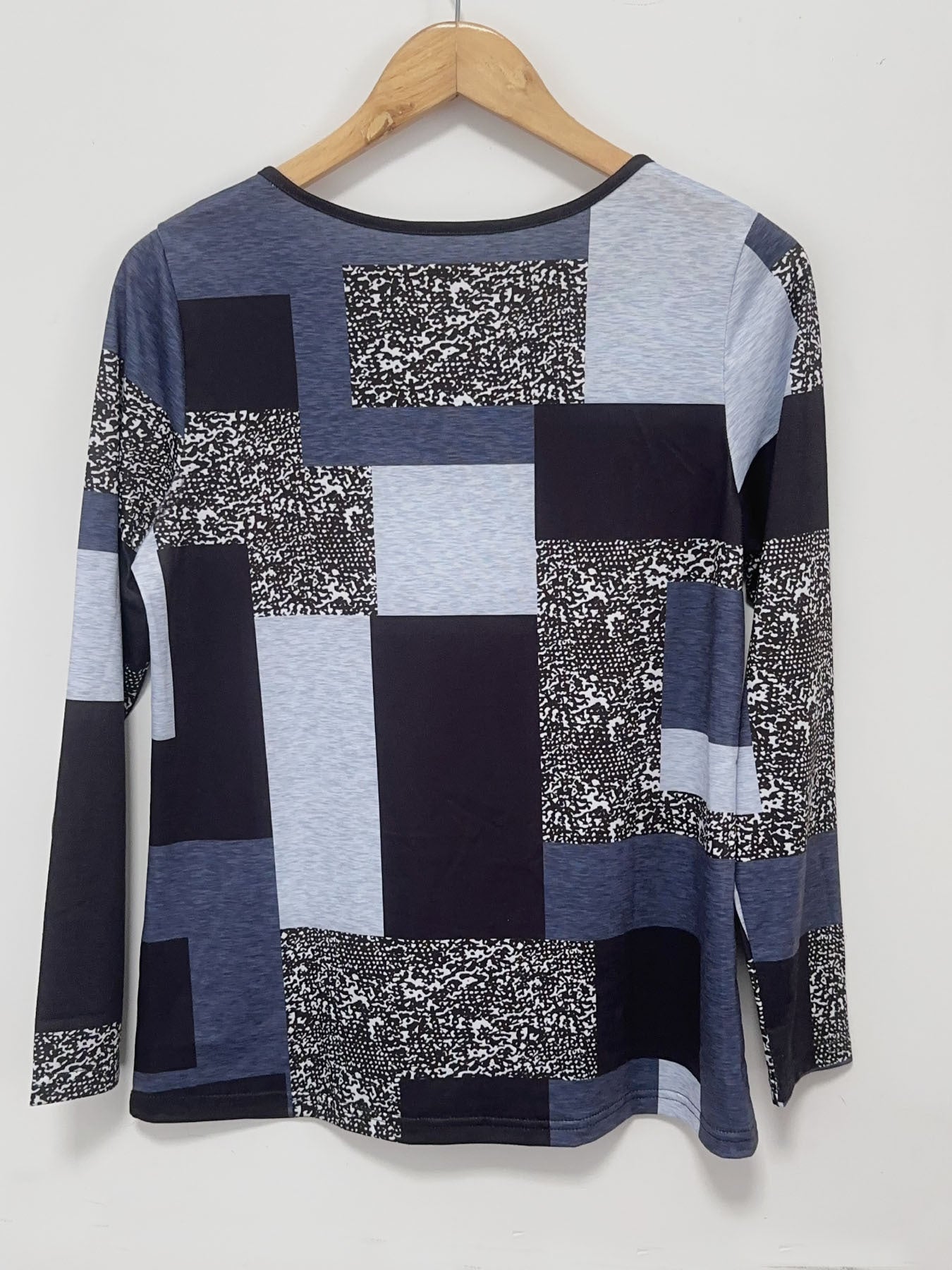 Casual Printed V-neck Long Sleeve T-shirt