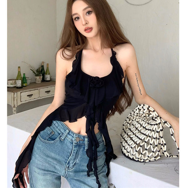 Pure And Alluring Three-Dimensional Floral Halterneck Sleeveless Tank Top