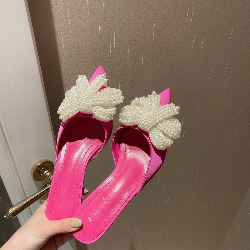Damesandaler med perlesløjfe og stiletthæl