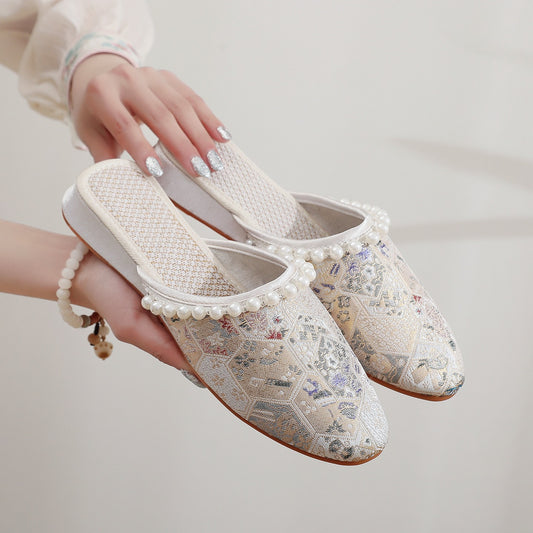 Summer New Cheongsam Ancient Style Mid Heel Embroidered Female Cloth Shoes