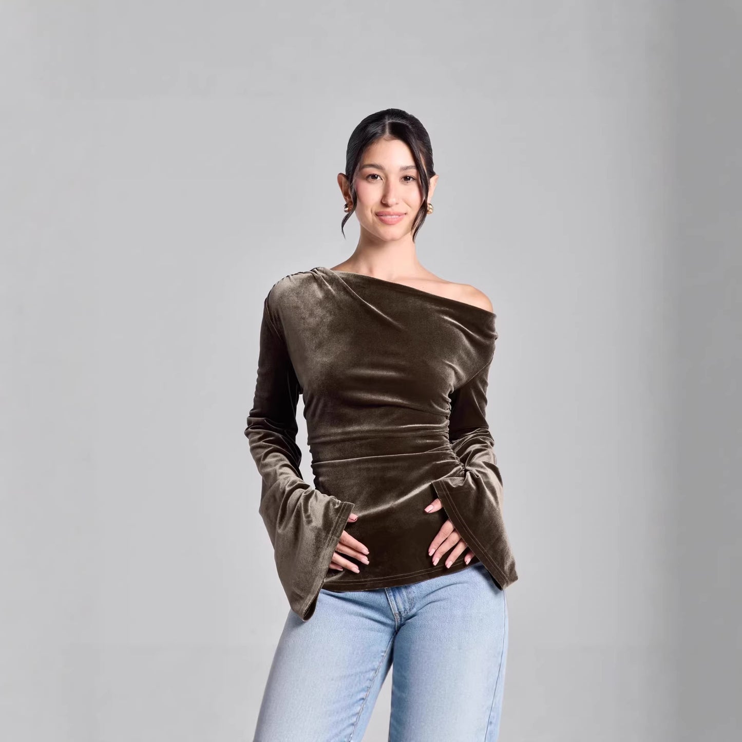 Slimming Pleated Fitted Top With Flared Sleeves