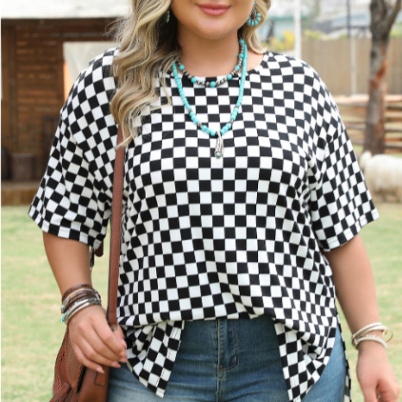 Black Checkered Print Side Slits O Neck Plus Size T Shirt
