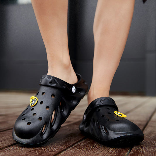 Hole Shoes Lightweight And Breathable Men's Beach Sandals