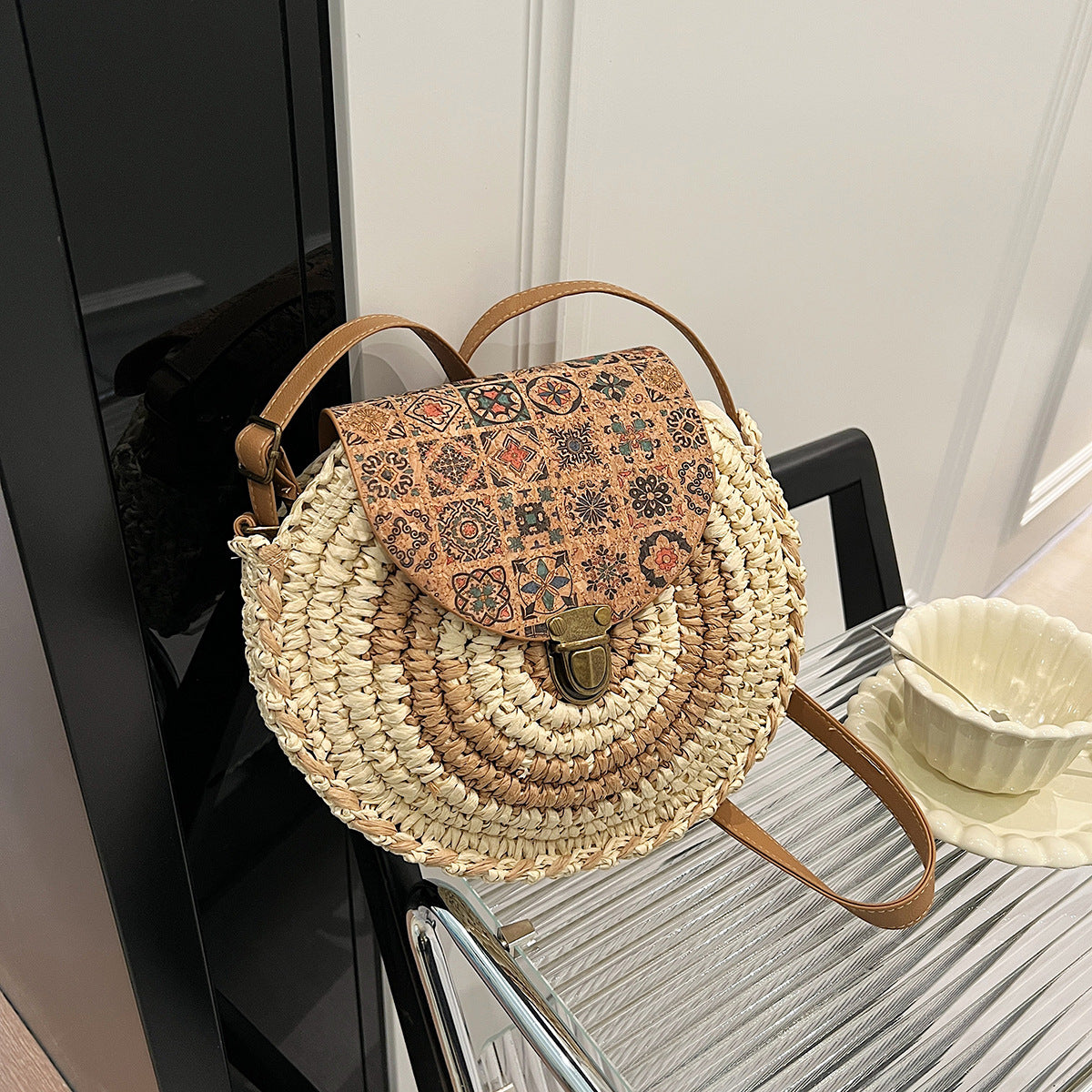 Seaside Holiday Small Crossbody Round Bag Round Cake Straw Bag