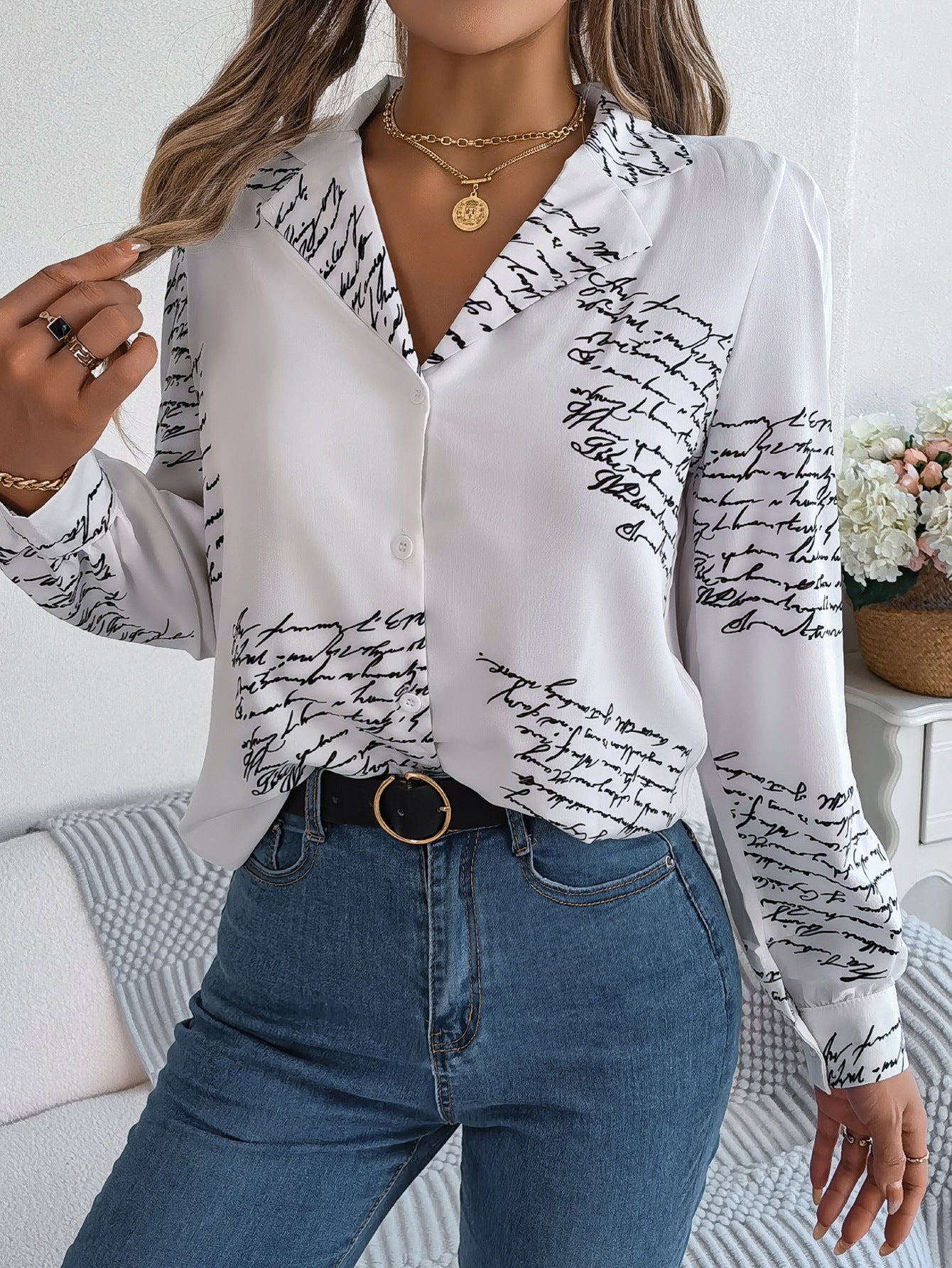 Women's Casual Versatile Letter Print Notched Lapel Long Sleeve Shirt