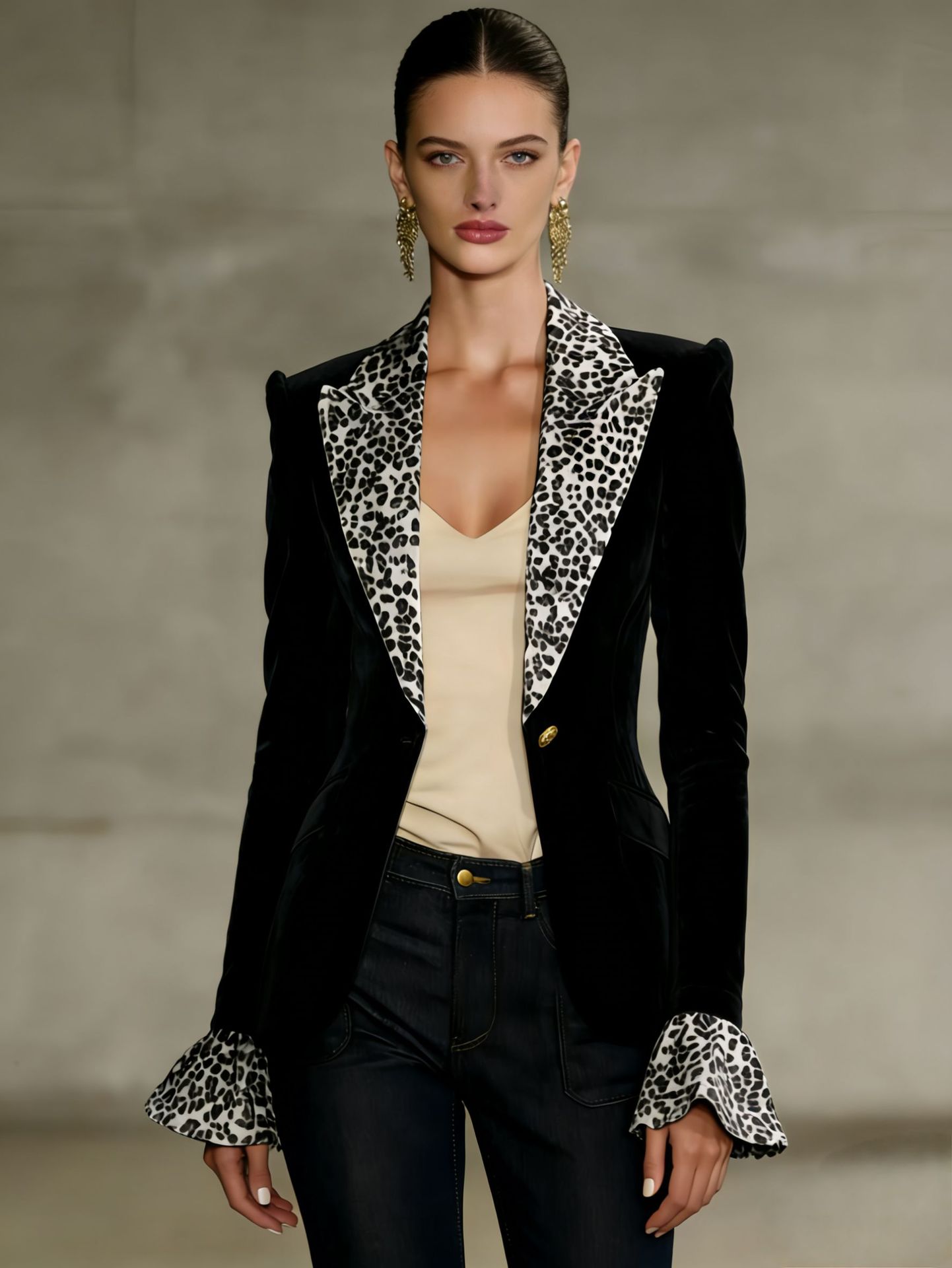 Women's Sweet-and-Cool Color-Block Velvet Blazer With Faux Pockets