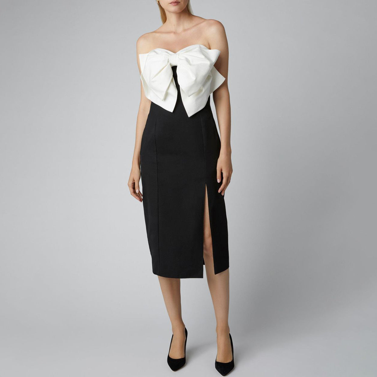 Elegant Commuter Dress With A Bow Detail