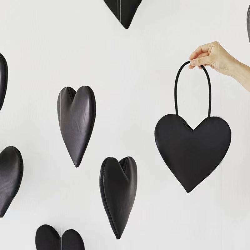 New Love Peach Heart Cute Messenger Handbag