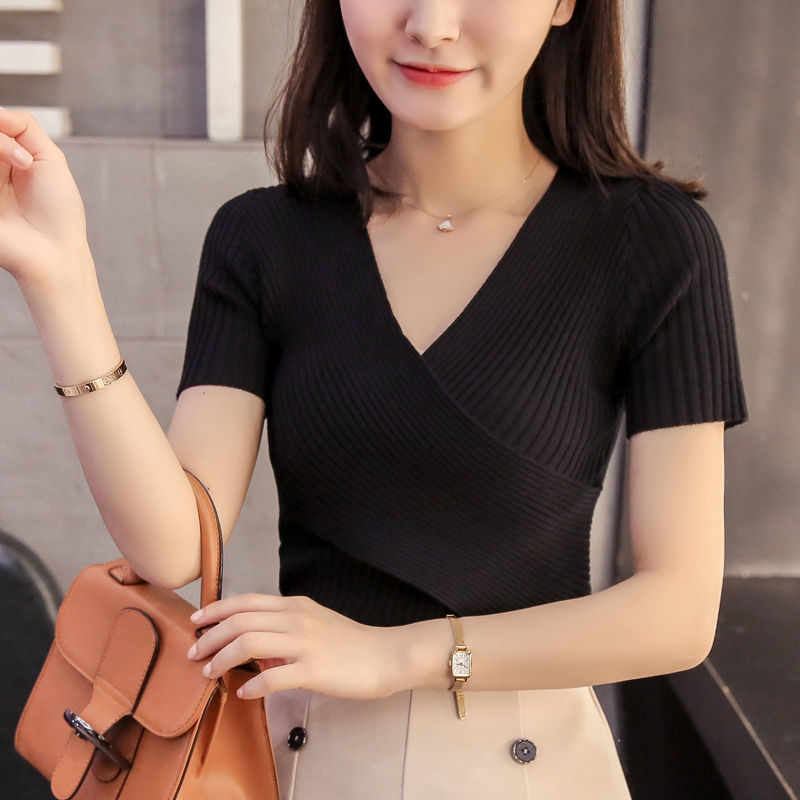 Short Sleeve Knitted V Neck Bottoming Shirt