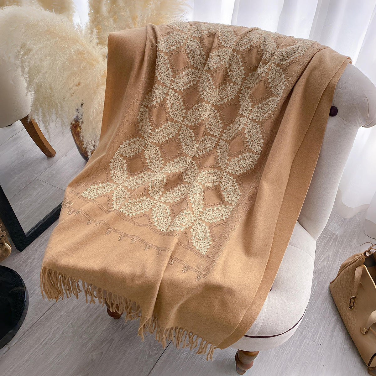 Geometric Jacquard Hanging Tassel Embroidered Shawl For Women