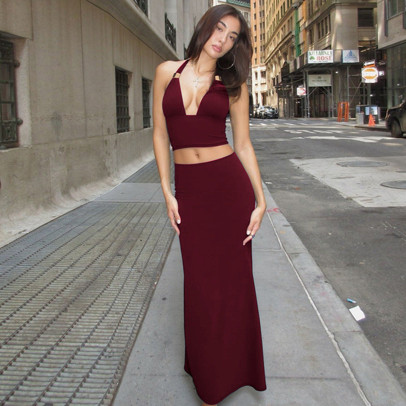 Women's Fashionable Tube Top And Figure-hugging Skirt Set